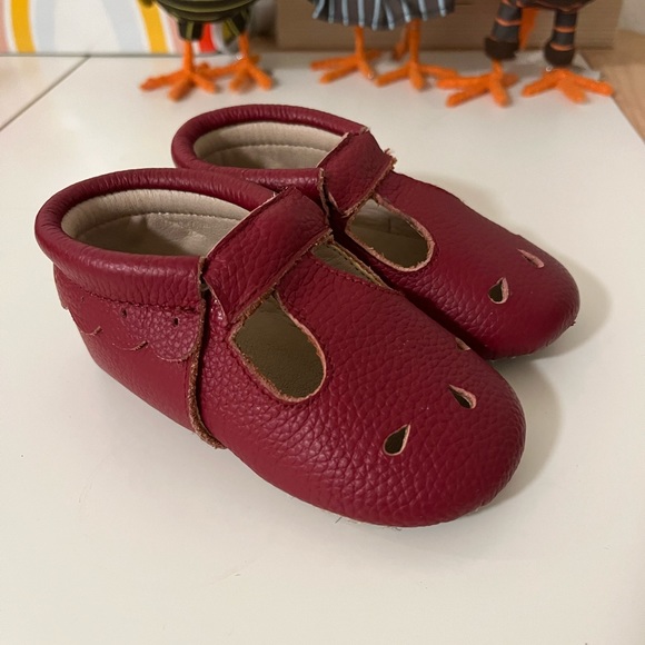 Monkey feet 12-18m - Picture 2 of 4